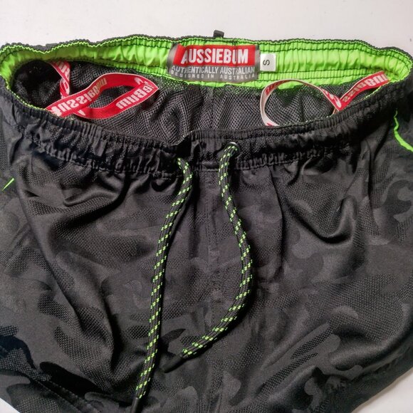 AussieBum Swim Trunk Shorts Men Small Line Black 2 Tone Camo Neon Green - Picture 8 of 16